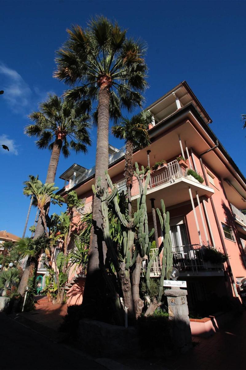 Mirella 3* Bordighera