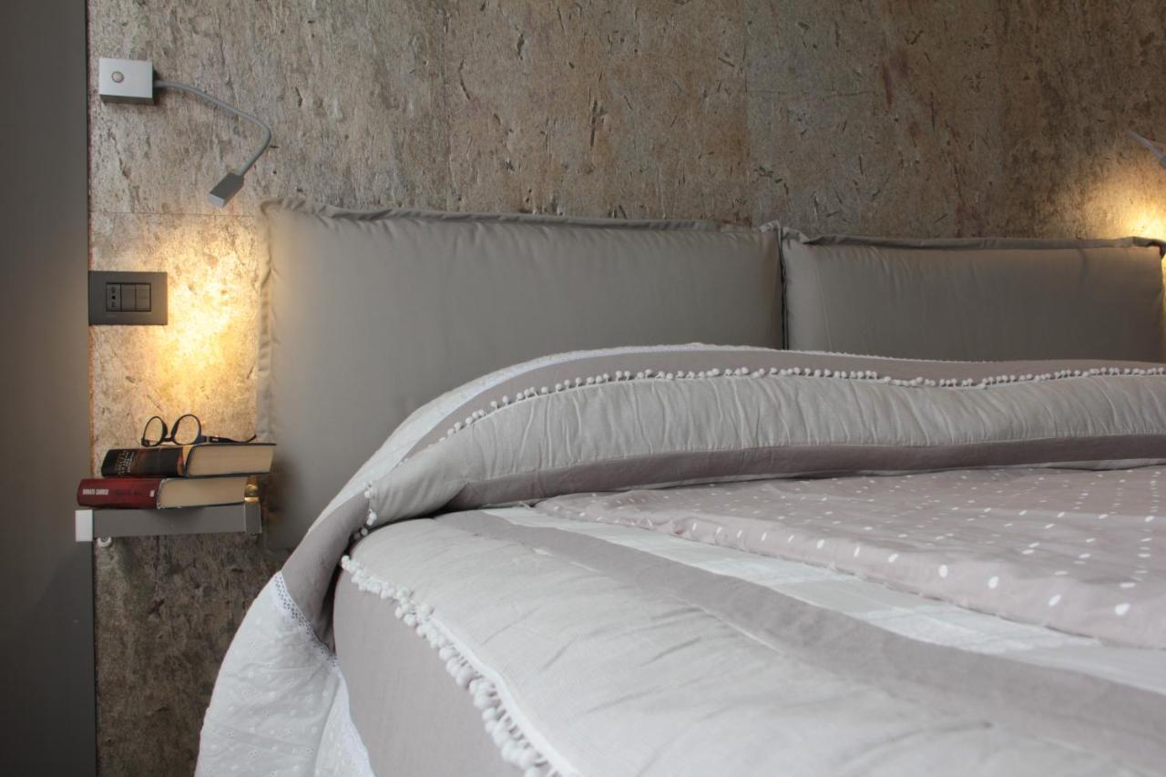 Couette-café Mirella 3*