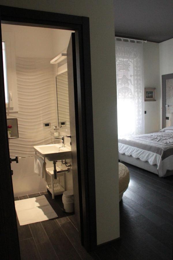 Mirella Bed & Breakfast 3*